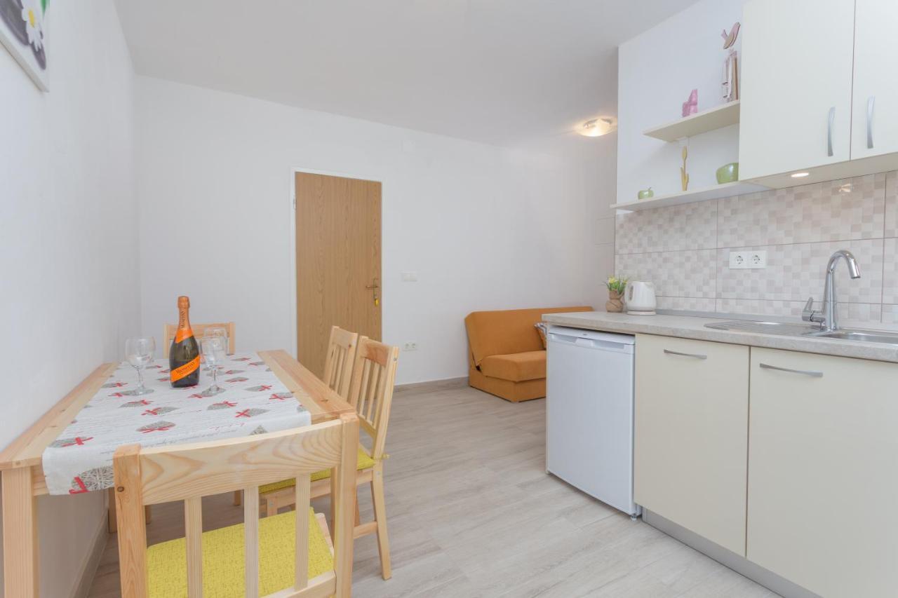 Apartments Sanja Đảo Hvar Ngoại thất bức ảnh