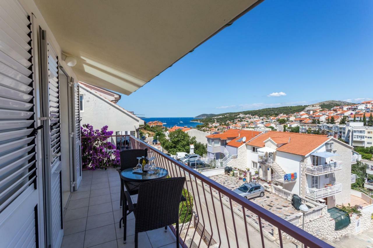 Apartments Sanja Đảo Hvar Ngoại thất bức ảnh