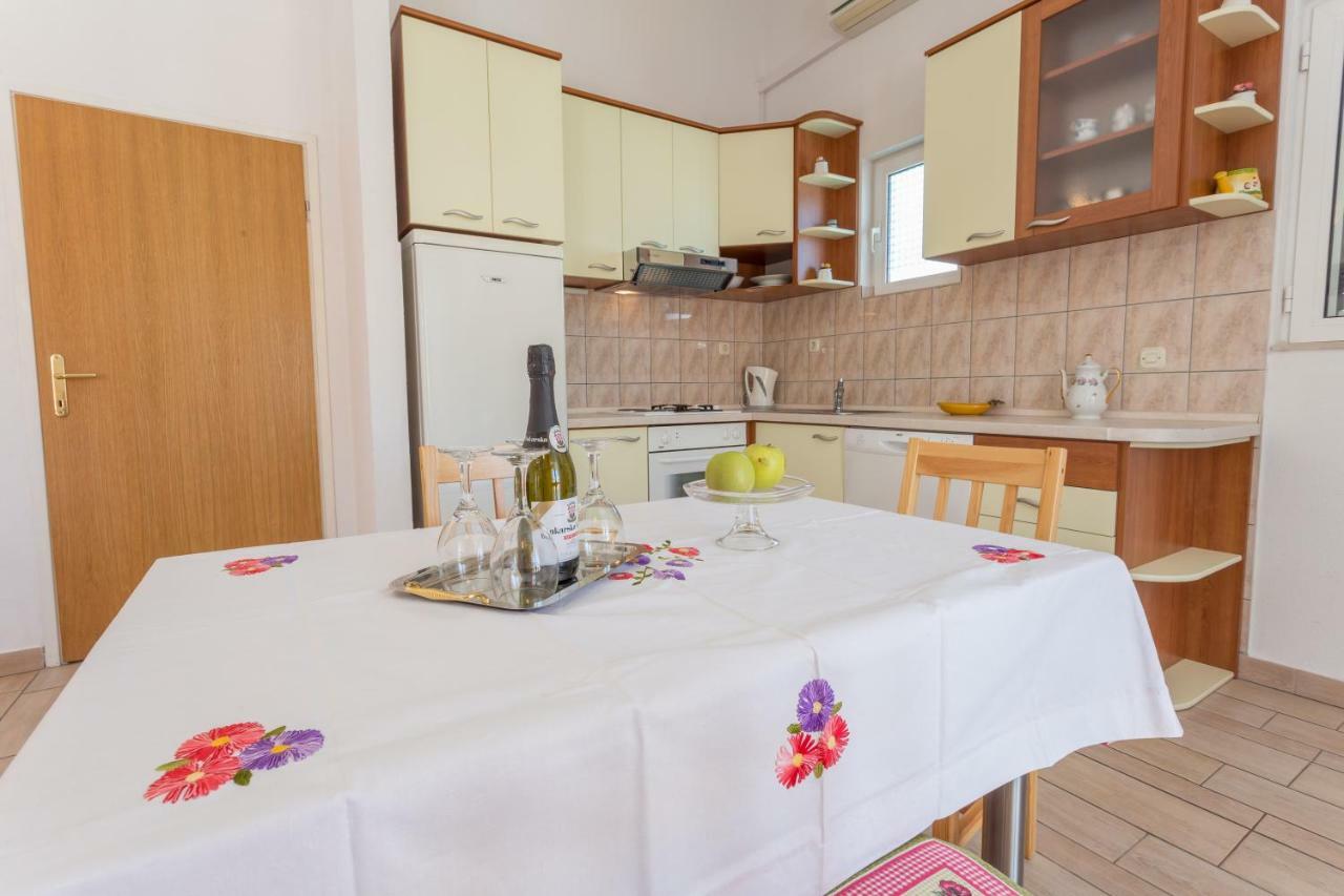 Apartments Sanja Đảo Hvar Ngoại thất bức ảnh
