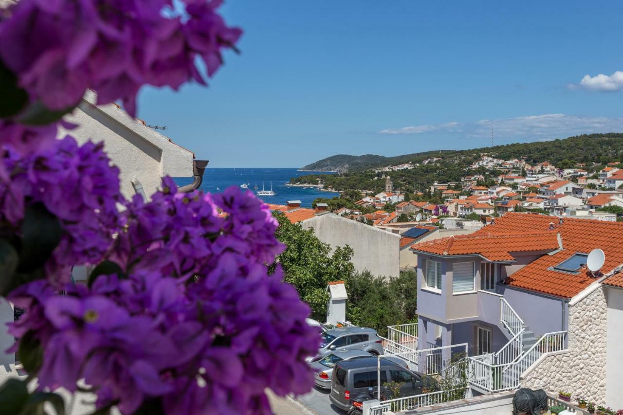 Apartments Sanja Đảo Hvar Ngoại thất bức ảnh