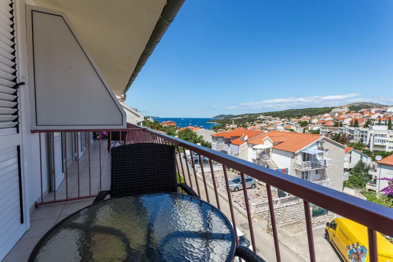 Apartments Sanja Đảo Hvar Ngoại thất bức ảnh